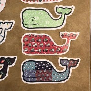 VINEYARD VINES CHRISTMAS STICKERS